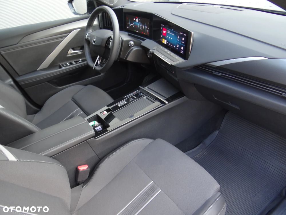 Opel Astra 1.2 T GS S&S - 15