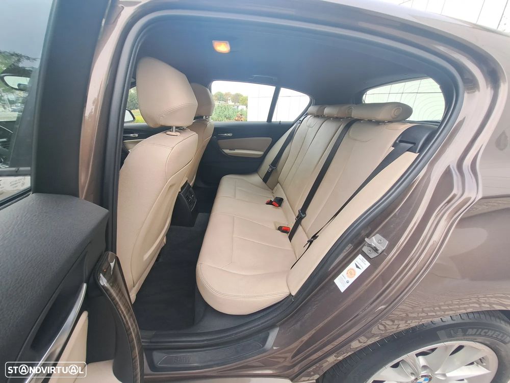 BMW 116 d EDynamics Line Urban - 24