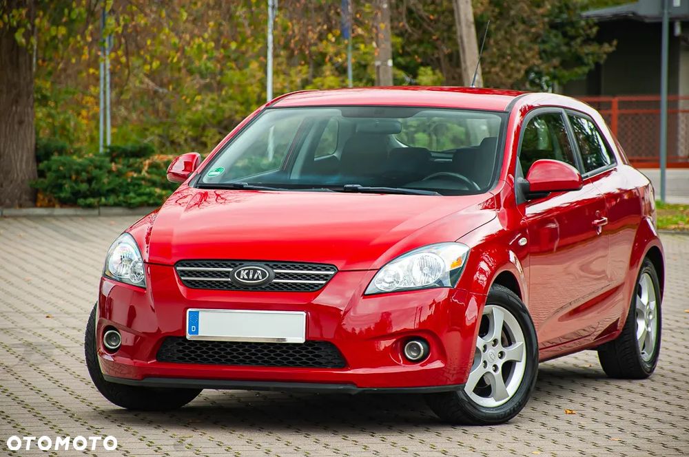 Kia ProCeed ver-pro-cee-d-1-6-comfort-plus - 2