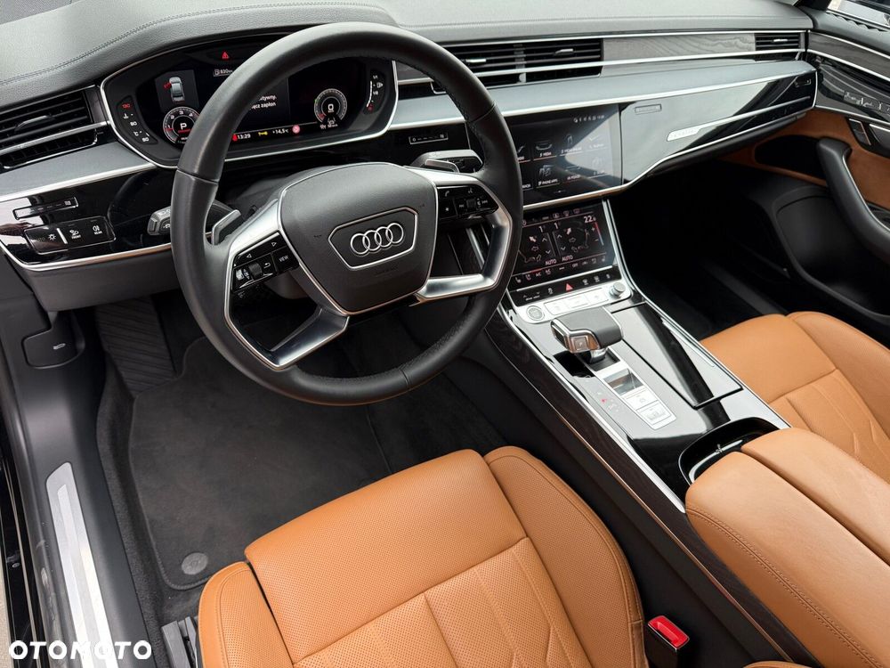 Audi A8 - 19