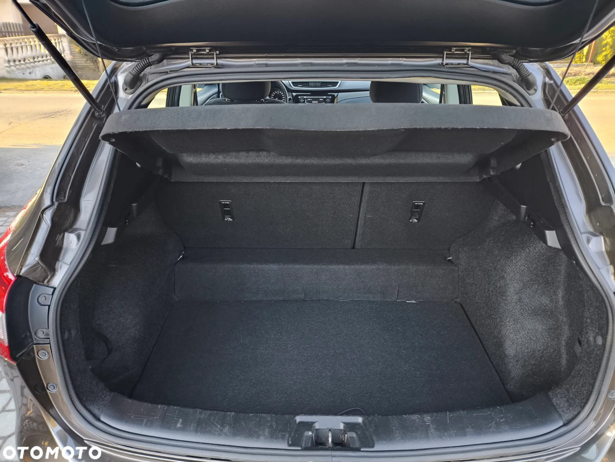 Nissan Qashqai 1.2 DIG-T N-Connecta - 11