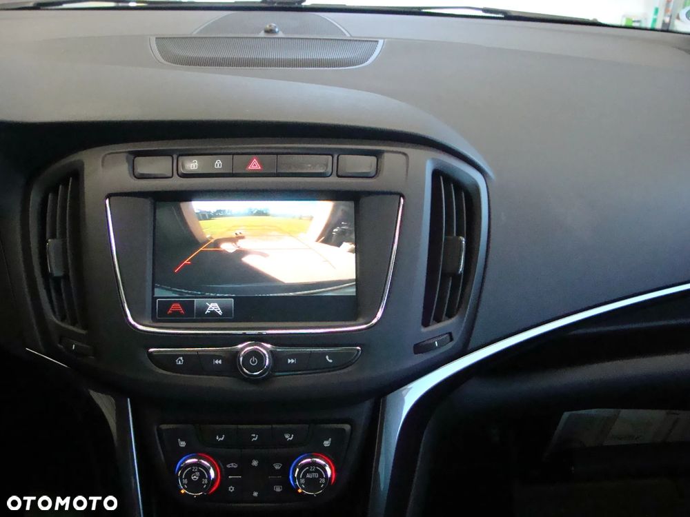 Opel Zafira - 26