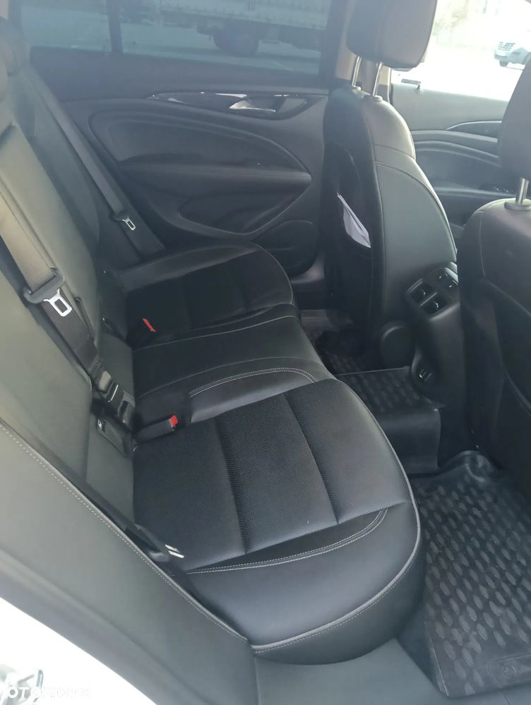 Opel Insignia 2.0 Exclusive - 9