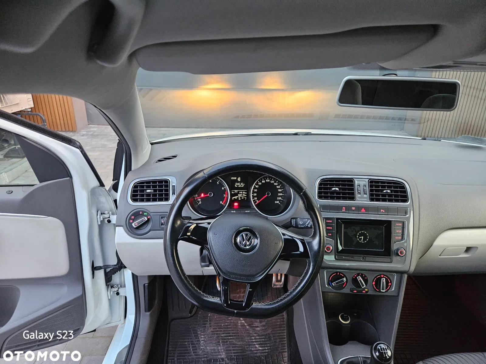 Volkswagen Polo 1.2 TSI BMT Fresh - 12