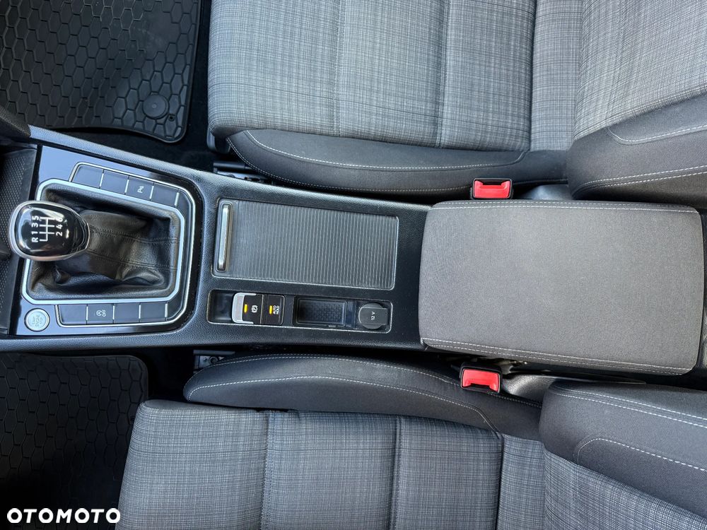 Volkswagen Passat 2.0 TDI EVO Business - 20