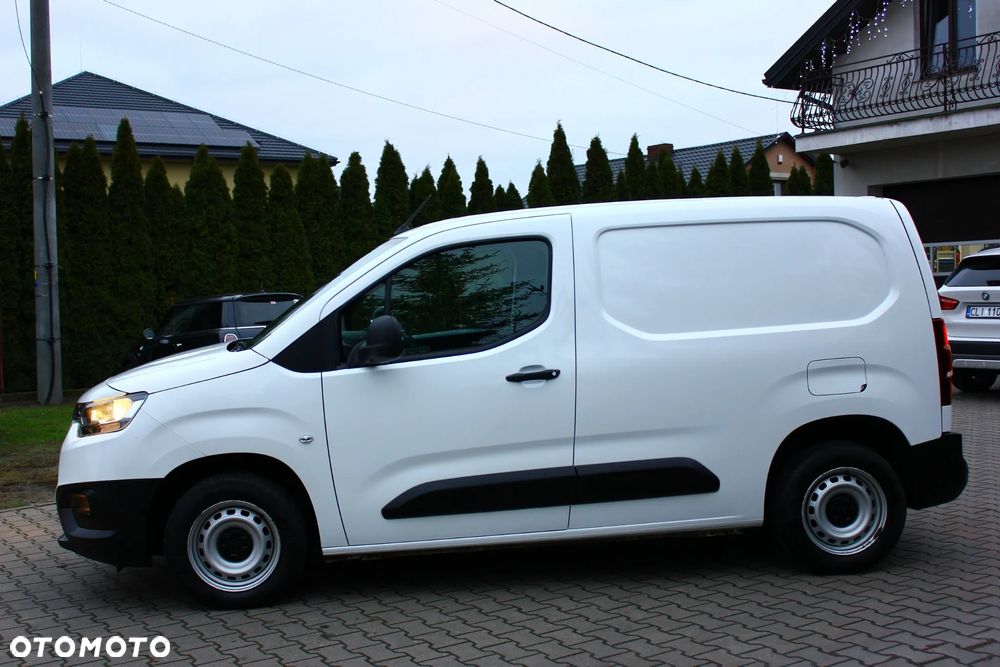Toyota PROACE CITY BLASZAK 2 OSOBOWY 1.5 D-4D 100KM PEWNE AUTO FV23% - 13