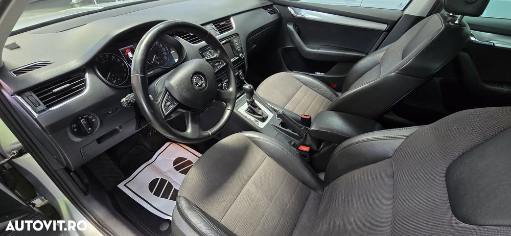 Skoda Octavia 1.6 TDI DSG Ambition - 6