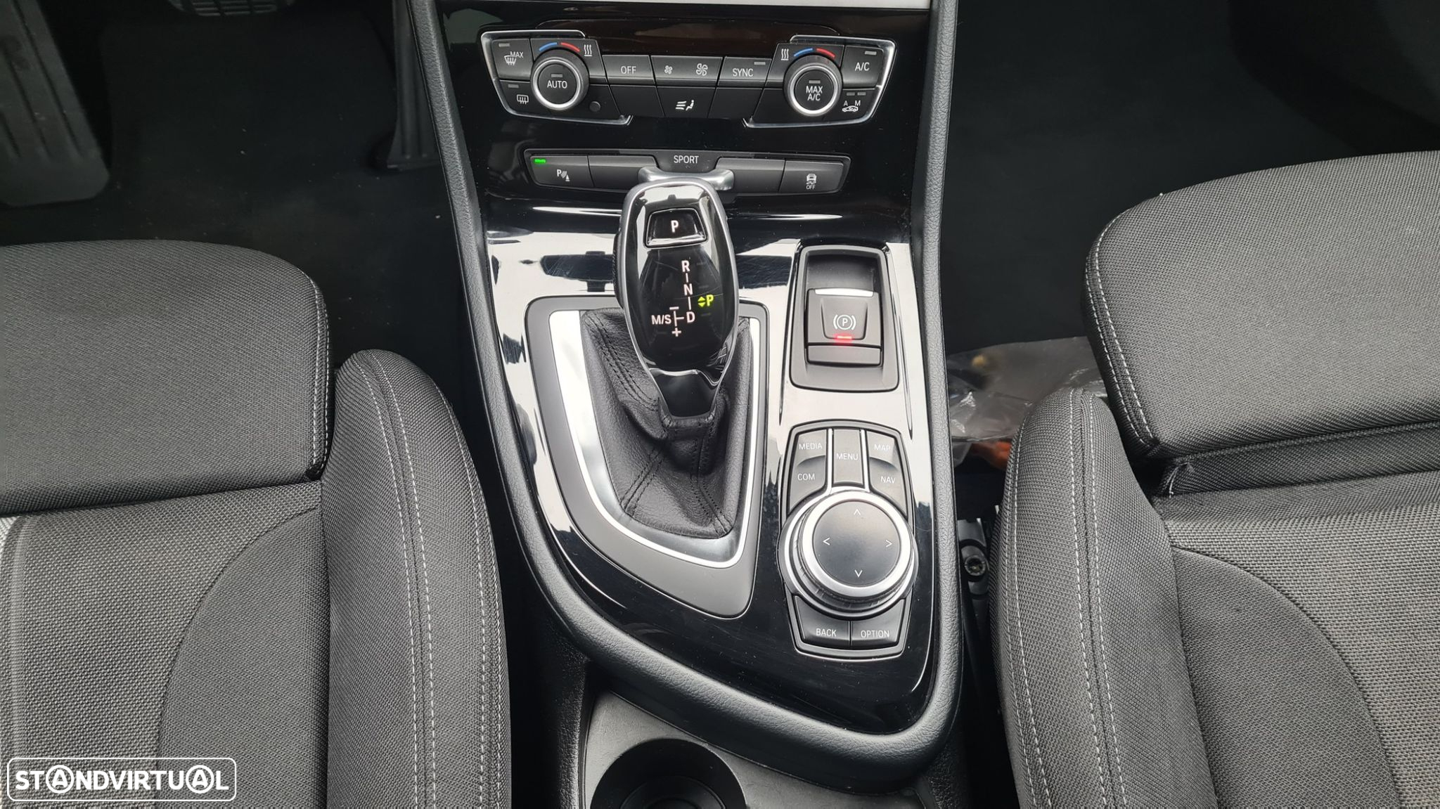 BMW 218 Gran Tourer d 7L Auto - 35