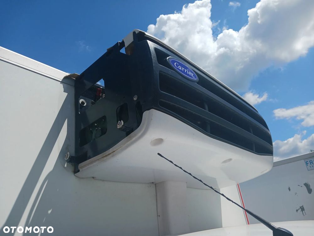Mitsubishi Canter Fuso 9C18 2018r 299 tyś km Chłodnia Mroźnia Agregat CARRIER Supra 550 - 5