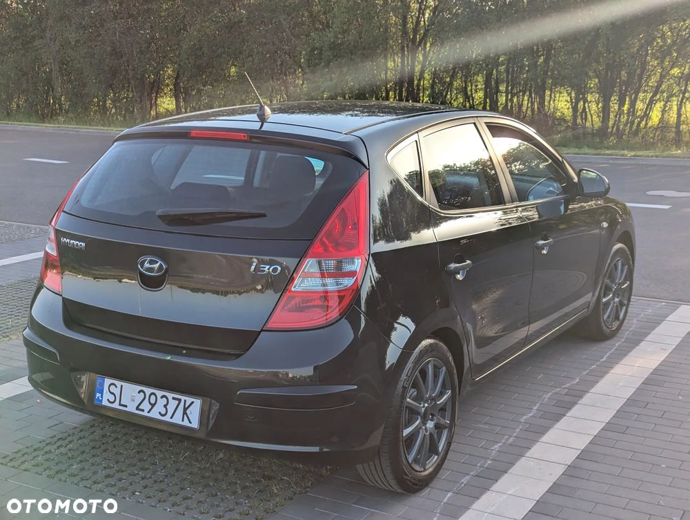 Hyundai i30 1.4 Comfort - 3