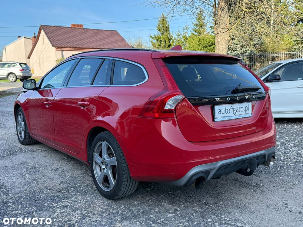 Volvo V60 D2 Momentum - 8
