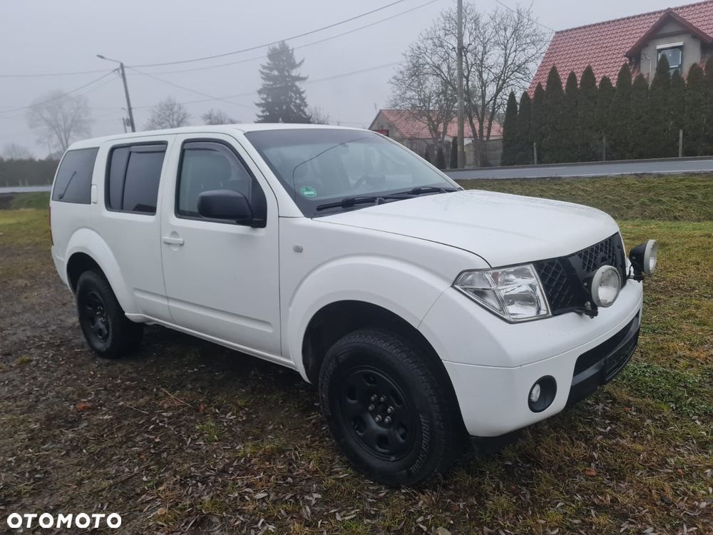 Nissan Pathfinder 2.5 DCi Comfort - 2