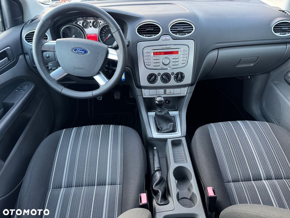 Ford Focus - 11