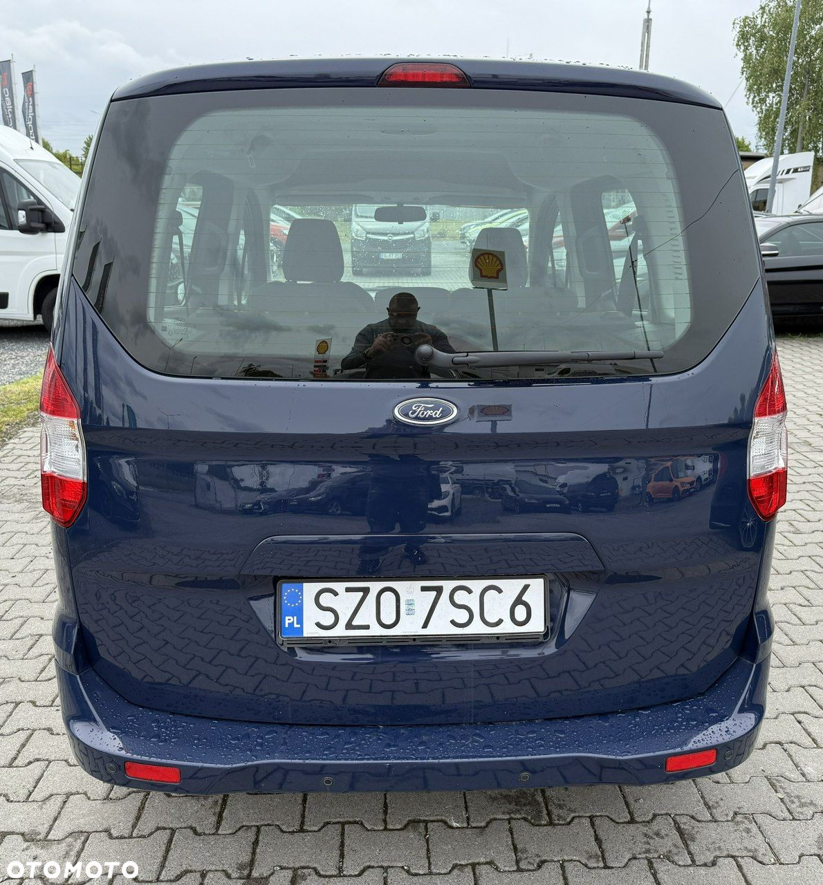 Ford Tourneo Courier - 13