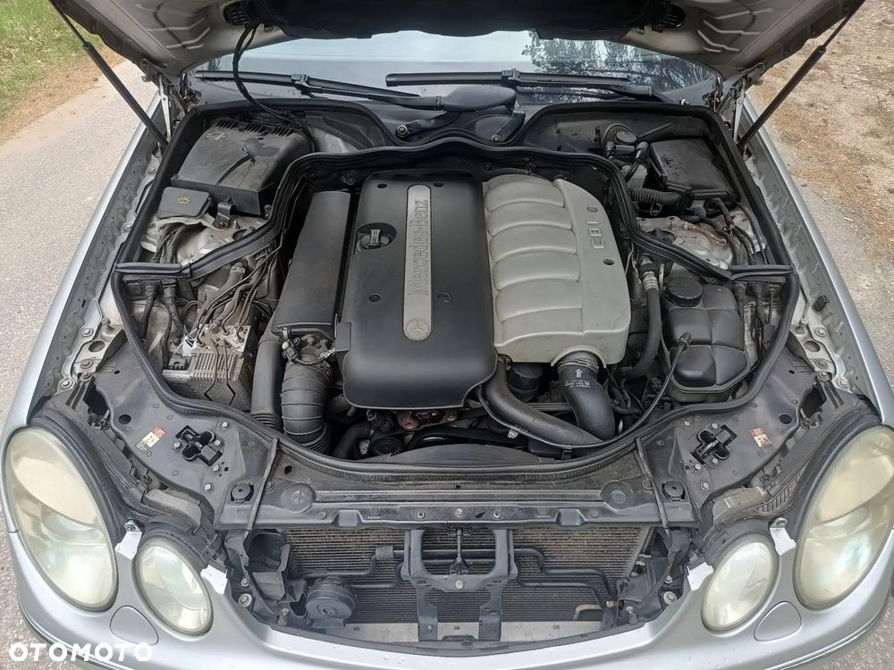 Mercedes-Benz Klasa E - 15