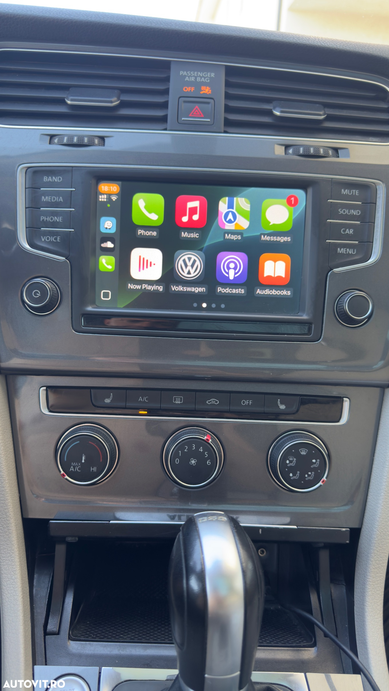 Volkswagen Golf - 8