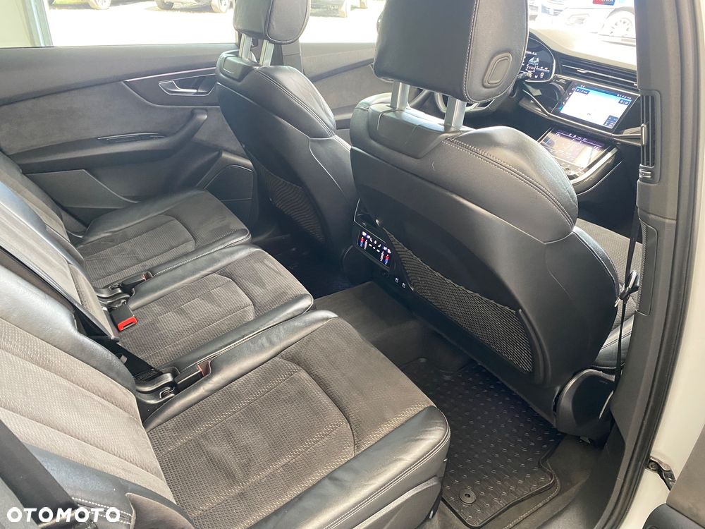 Audi SQ7 TDI Quattro Tiptronic - 35