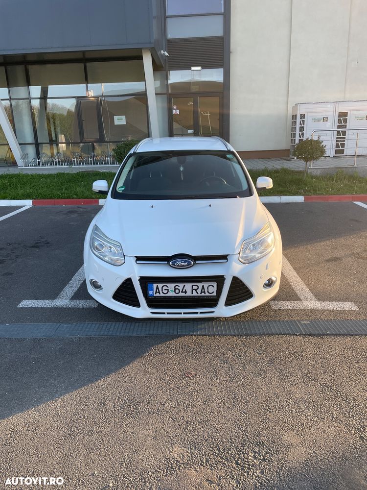 Ford Focus 2.0 TDCI DPF Powershift Titanium - 4