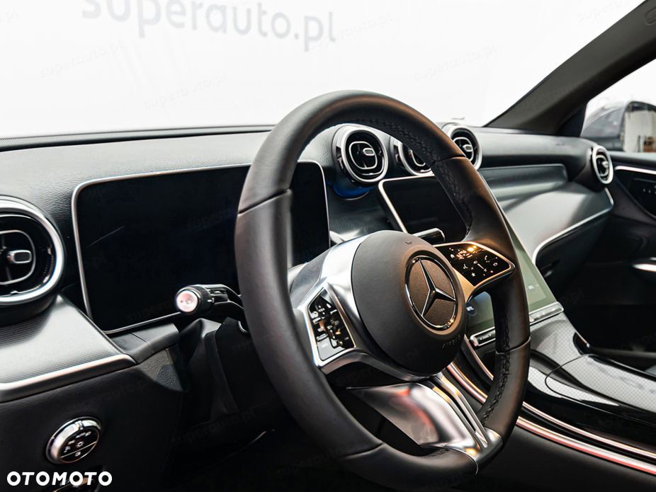 Mercedes-Benz GLC - 11