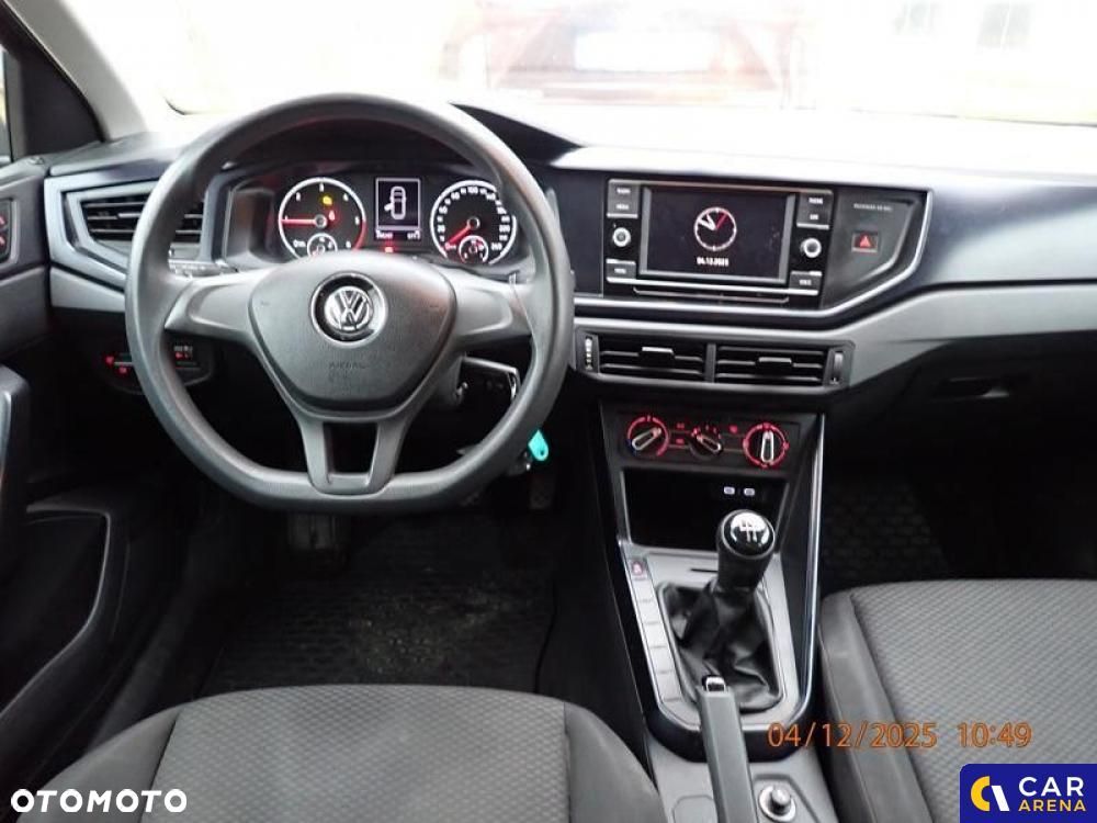 Volkswagen Polo - 16