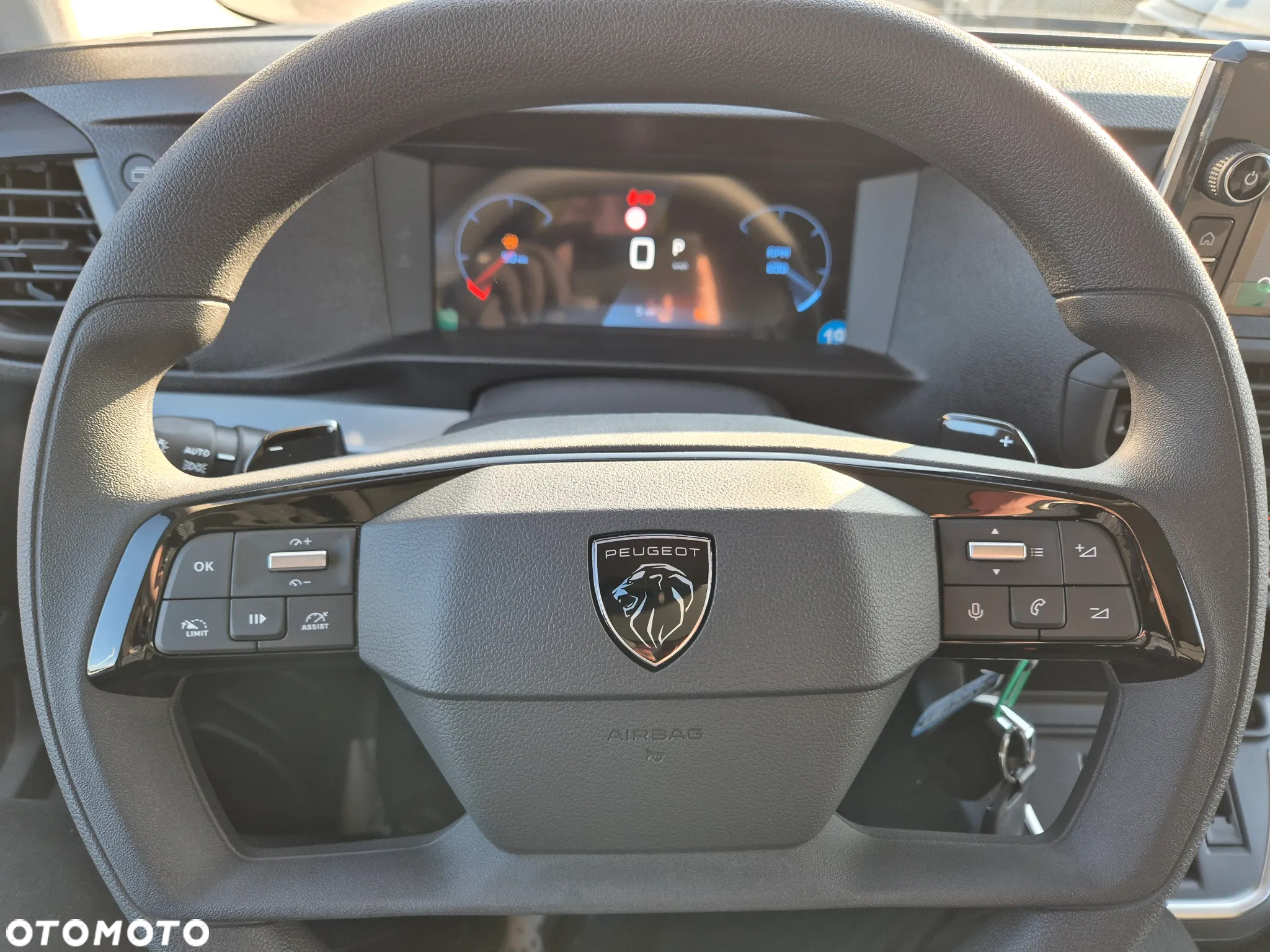 Peugeot Expert Long AUTOMAT 2.0 HDI 144KM Hak/Kamery !! WYPRZEDAŻ !! - 12