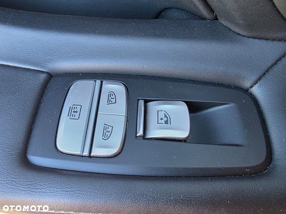 BMW Seria 7 740Ld xDrive - 18