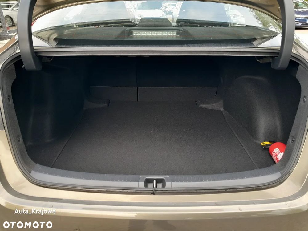 Toyota Corolla 1.5 Comfort - 29