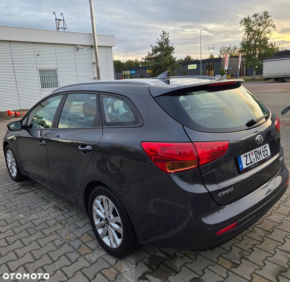 Kia Ceed 1.6 GDI Edition 7 - 4