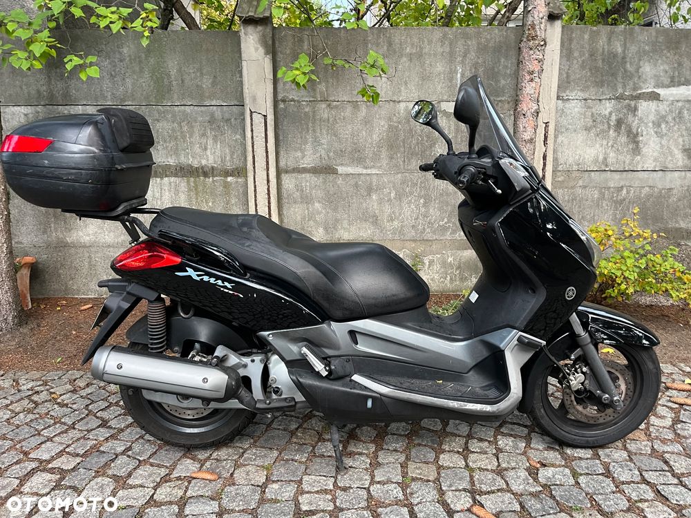 Yamaha X-max - 4