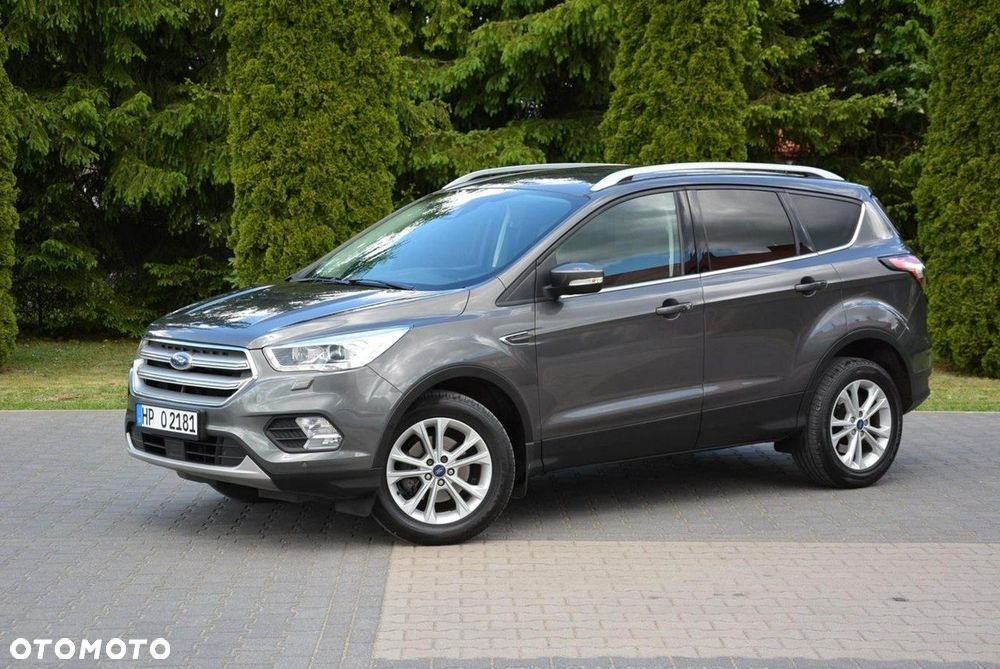 Ford Kuga 1.5 EcoBoost 2x4 Titanium - 3
