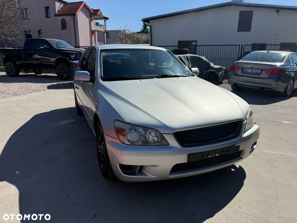 Lexus IS 200 Elegance - 4