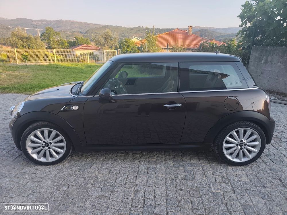 MINI 3 Portas Cooper D - 3