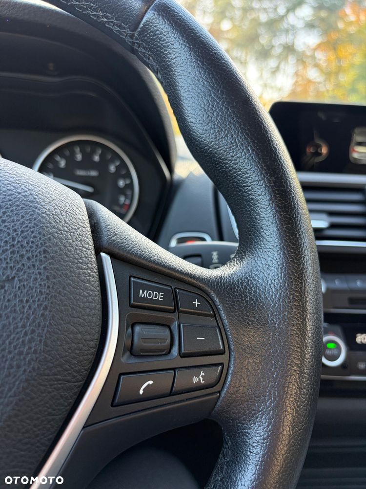 BMW Seria 1 118i Advantage - 16