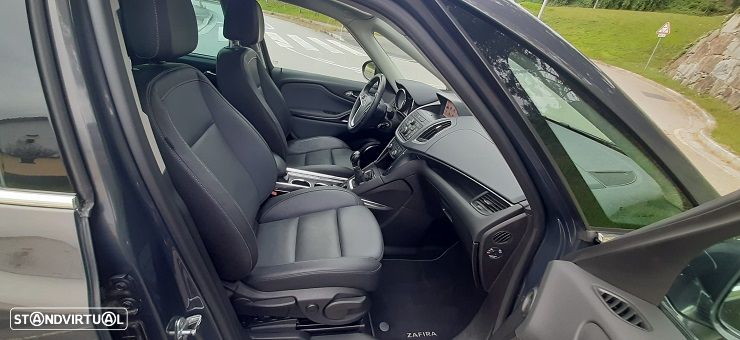 Opel Zafira 1.6 CDTi Cosmo - 26