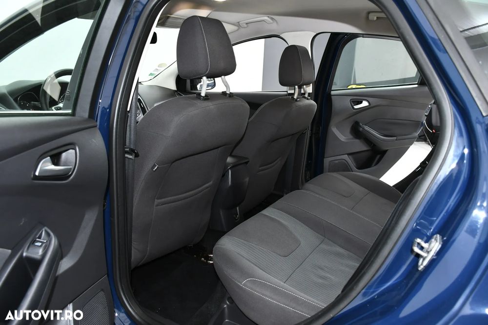 Ford Focus 1.6 TDCI DPF Trend - 13