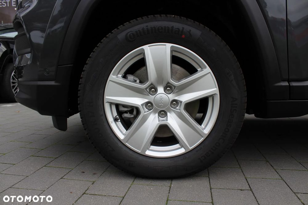 Jeep Compass - 8