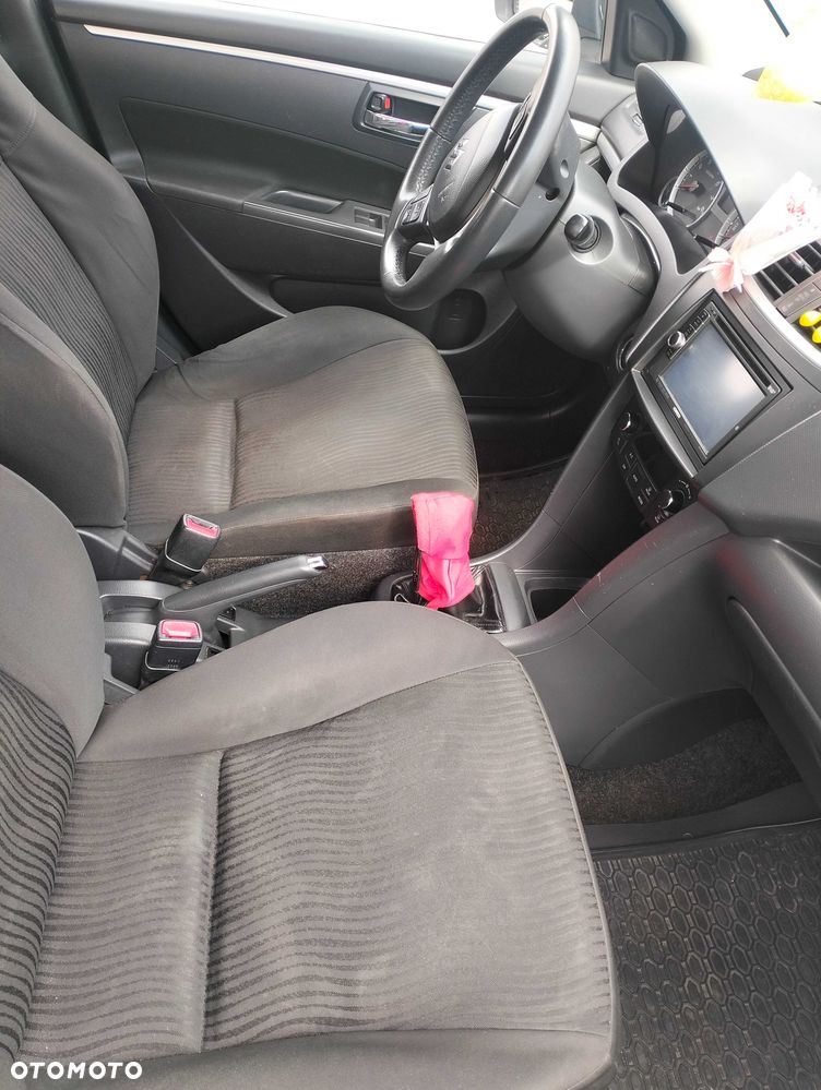 Suzuki Swift - 5