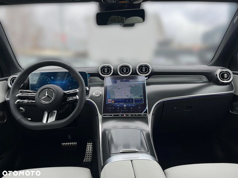 Mercedes-Benz GLC - 15