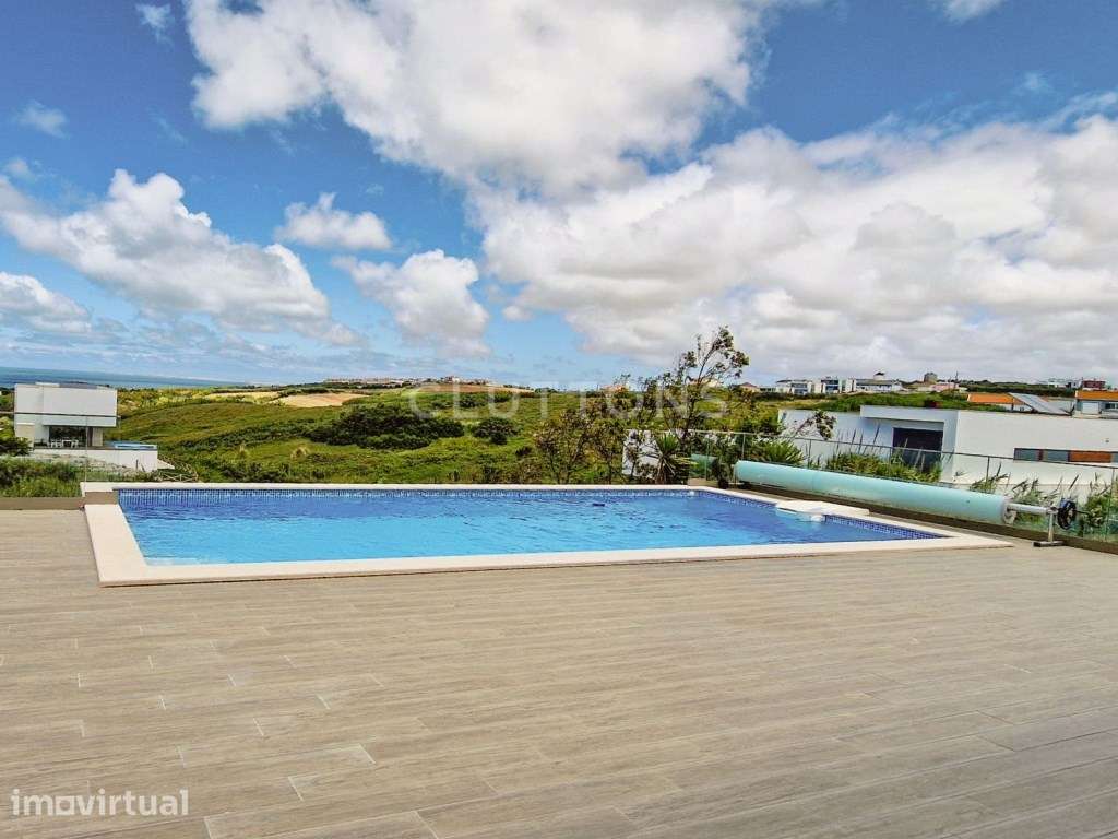 Viver o mar na Lourinhã, Moradia T4, piscina, condomínio Heights - Grande imagem: 2/48