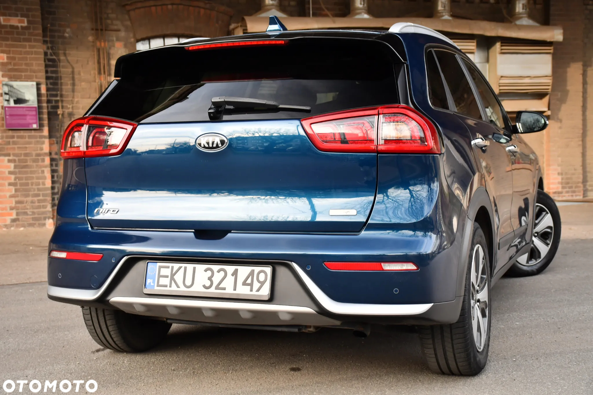 Kia Niro 1.6 GDI Hybrid L - 14
