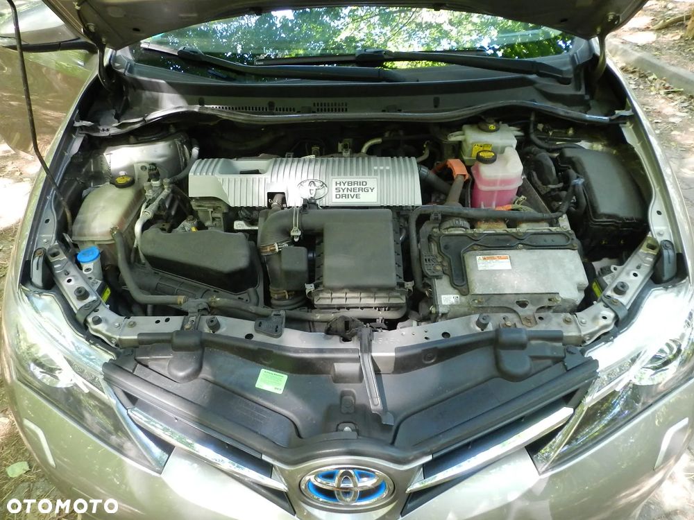 Toyota Auris 1.8 HSD Luna - 21