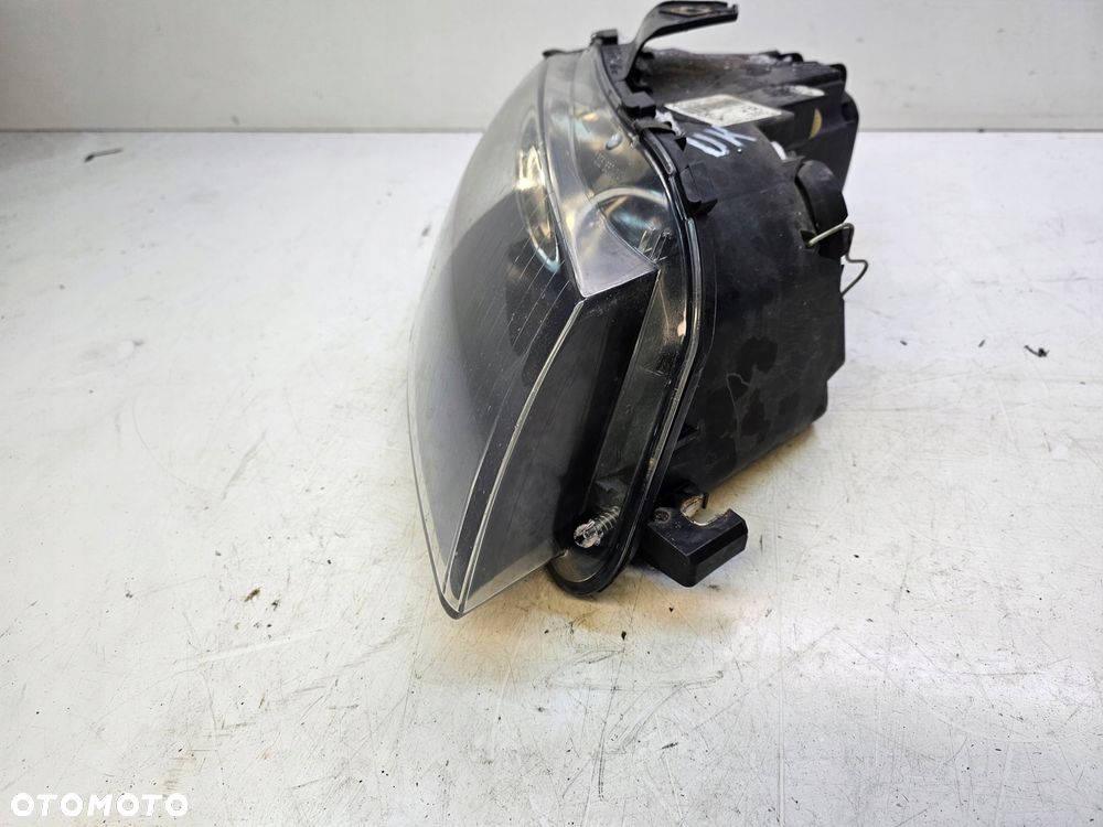 REFLEKTOR PRAWY AUDI A3 8P LIFT 8P0941004L UK - 5