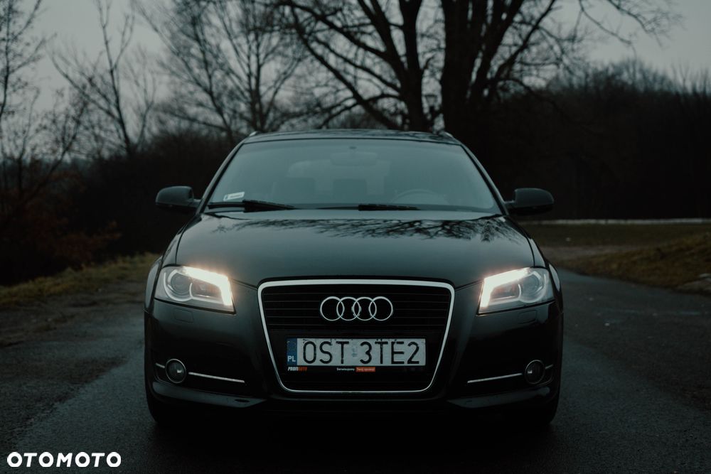 Audi A3 Sportback 1.4 TFSI S line Sportpaket (plus) - 2