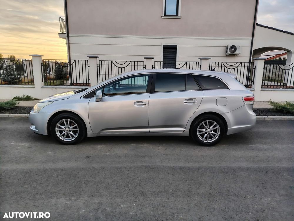Toyota Avensis 2.0 D-4D Edition - 2