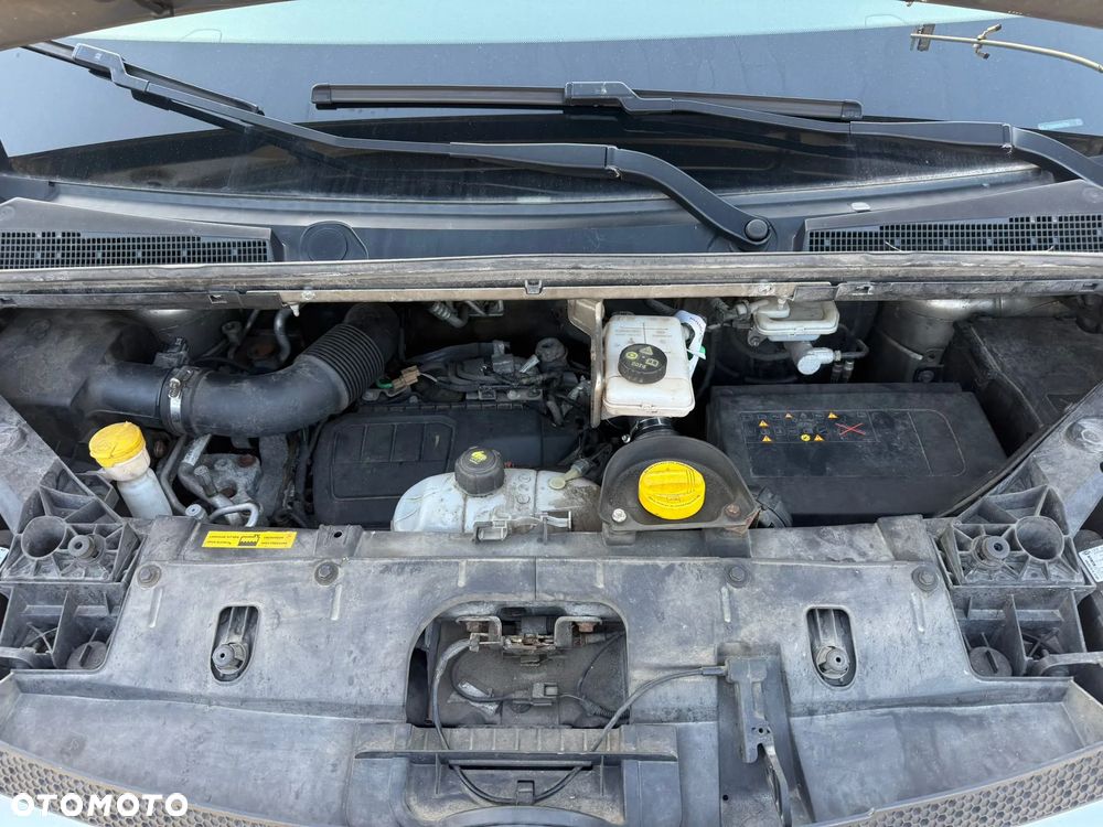 Opel Vivaro - 16