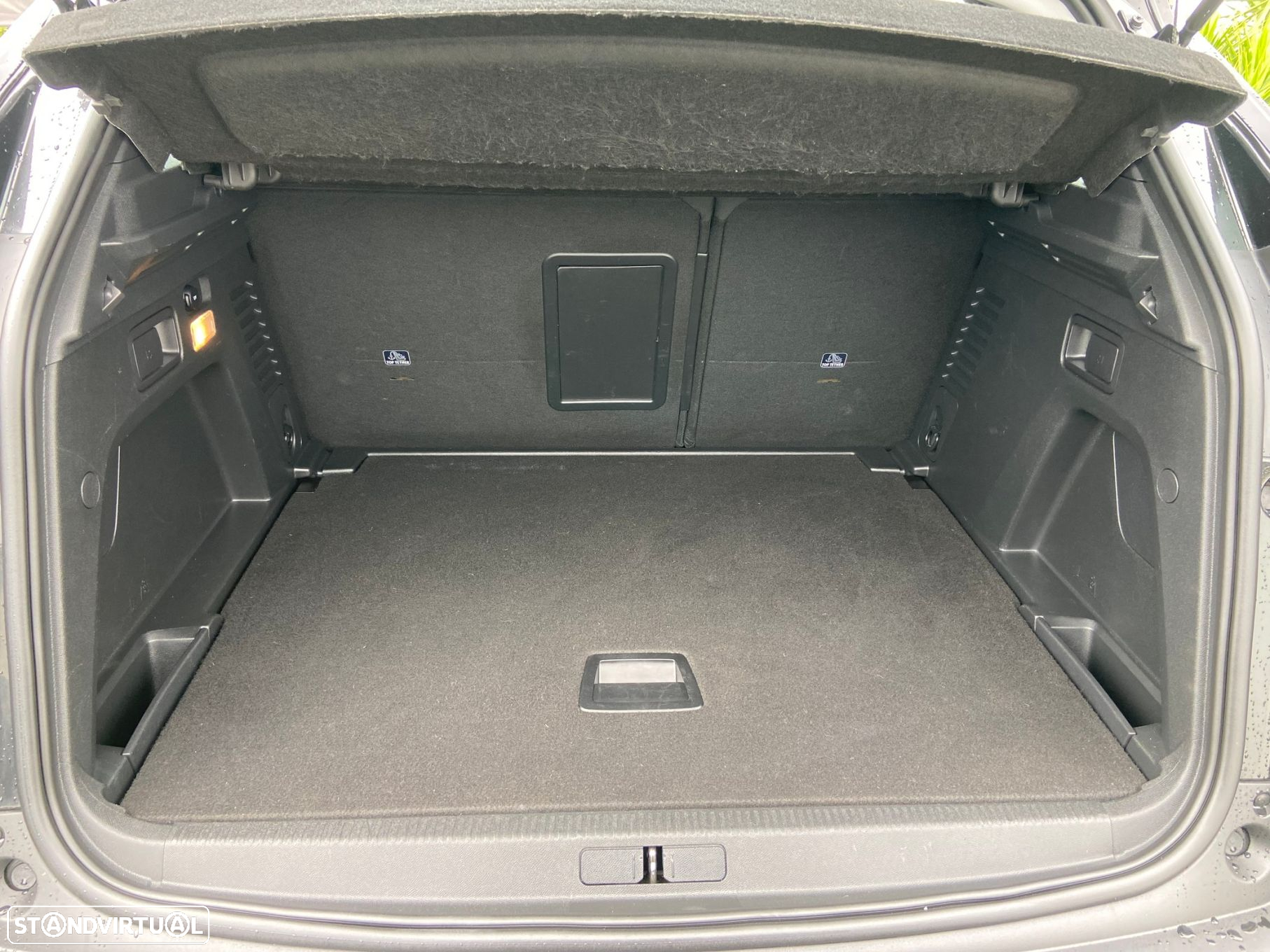 Peugeot 3008 1.5 BlueHDi Active Pack EAT8 - 44