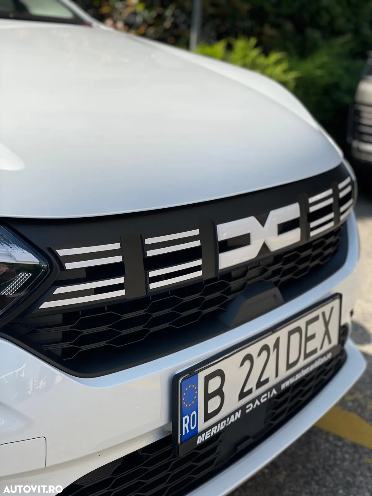 Dacia Logan TCe 90 MT6 Comfort - 9
