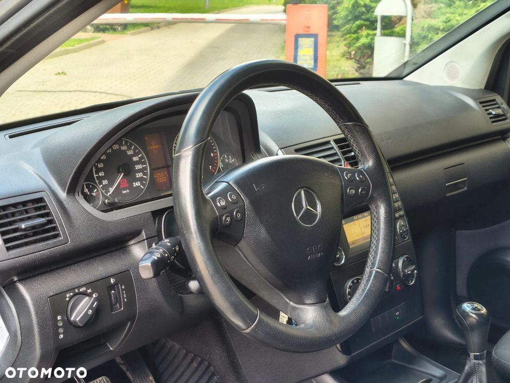 Mercedes-Benz Klasa A 150 Classic Starline - 24