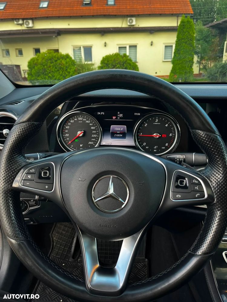 Mercedes-Benz E 220 d T-Modell Aut - 5