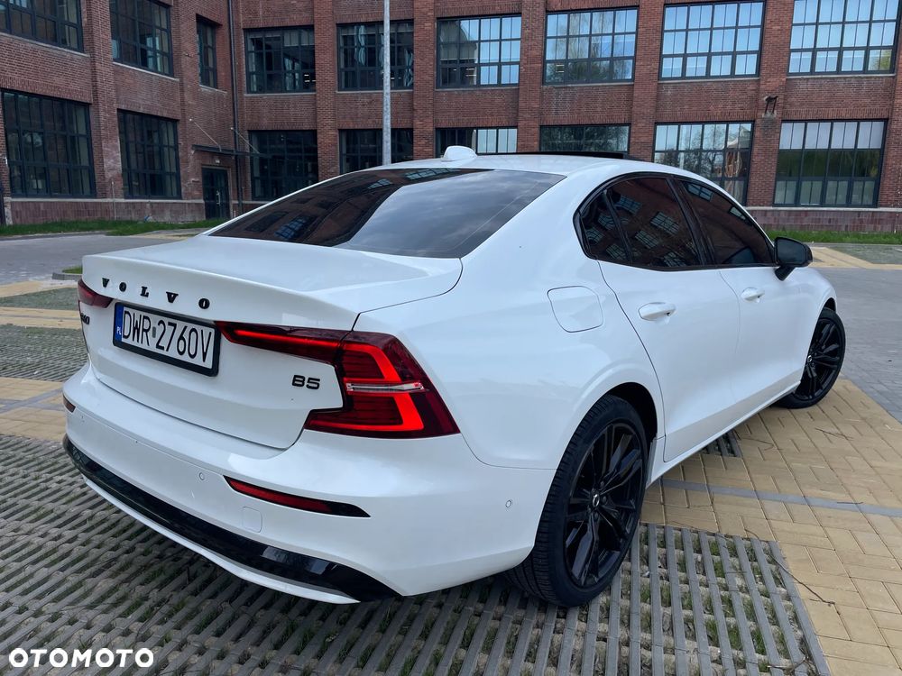 Volvo S60 B5 B R-Design - 7